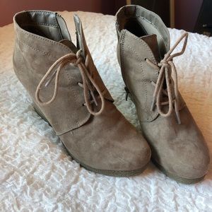 Suede MERONA ankle wedges